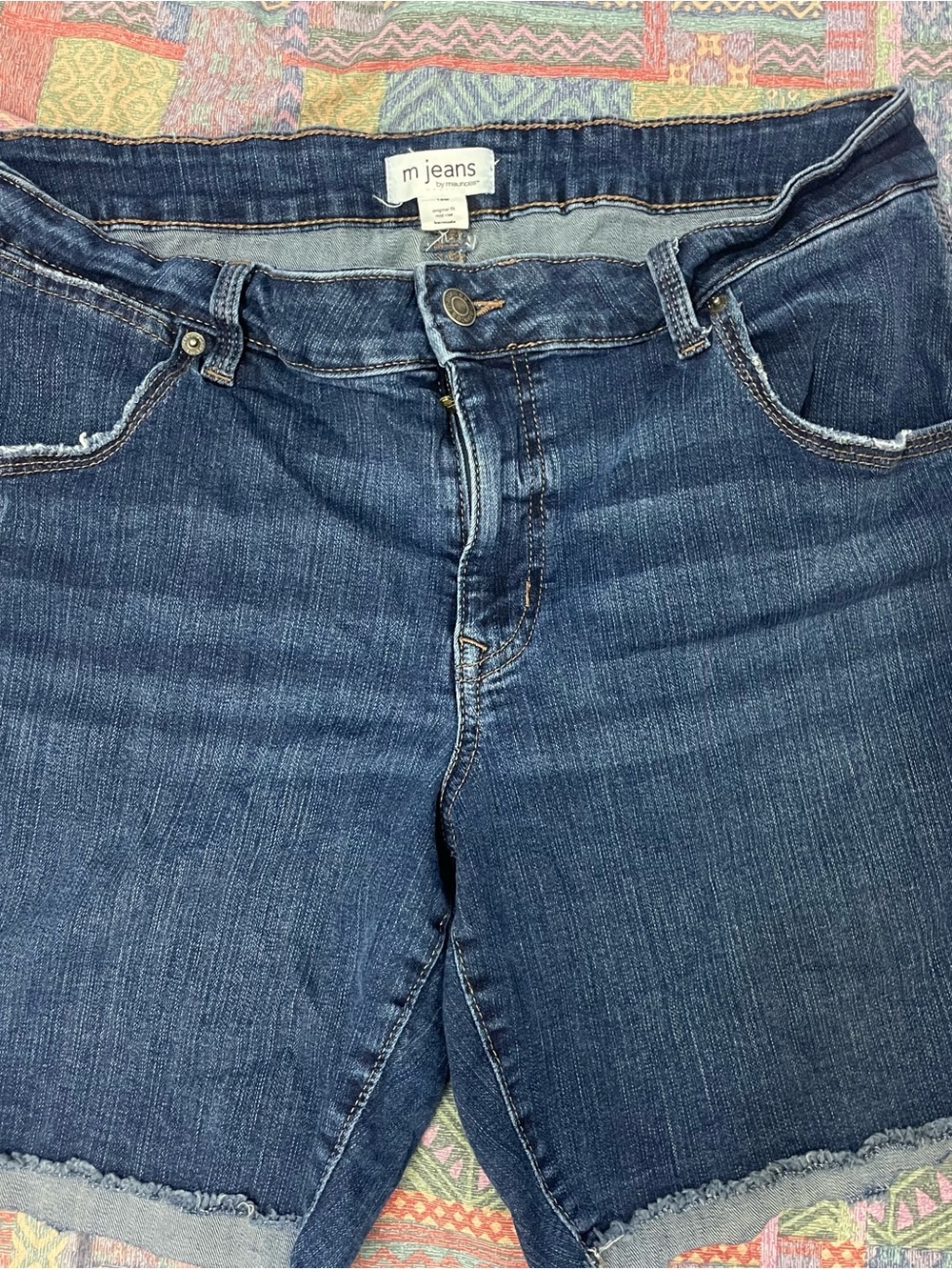Women's Dark Blue Denim Shorts M jeans by Maurices size 16W